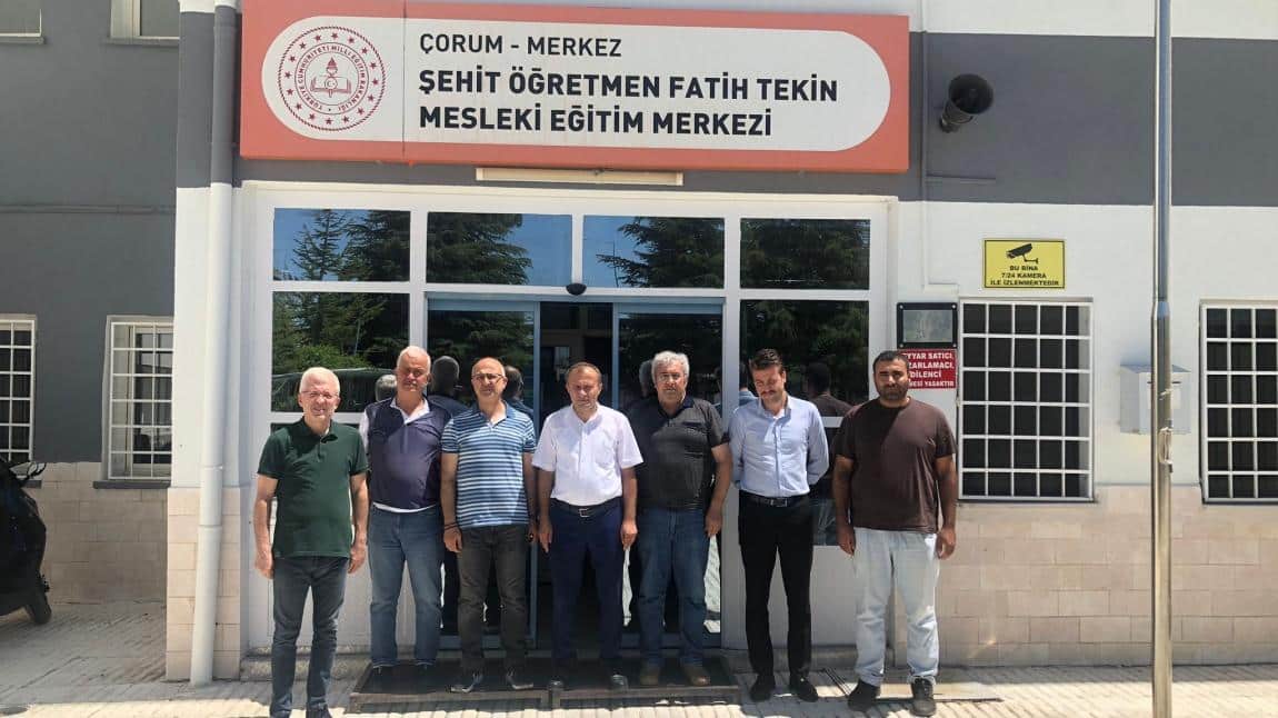 Mesleki ve Teknik Eğitim Şube Müdürü Hacı Hüseyin ASAR Beyefendinin Veda Ziyareti.